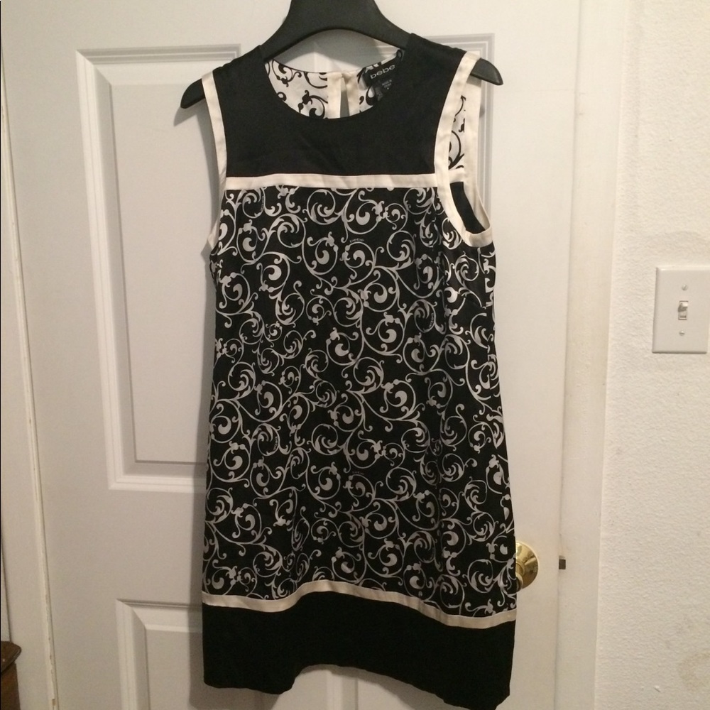 Bebe black and cream dress size M.